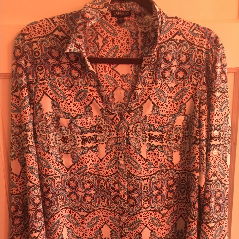 💛Express women’s patterned Portofino shirt💛